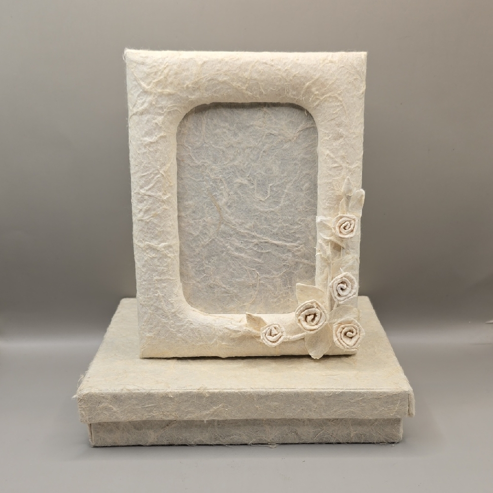 Vintage Lucy Maxym Saa Mulberry Bark Paper Picture Frame Beige Handcrafted